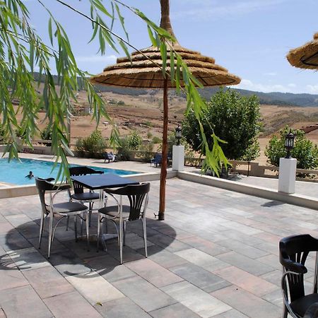Hotel Tamanoucht Ifrane  Zewnętrze zdjęcie