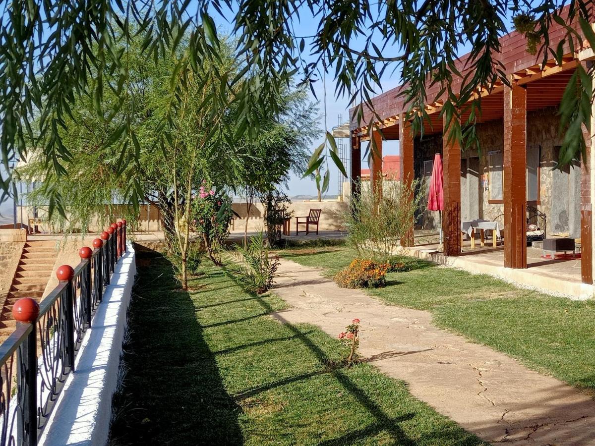 Hotel Tamanoucht Ifrane  Zewnętrze zdjęcie
