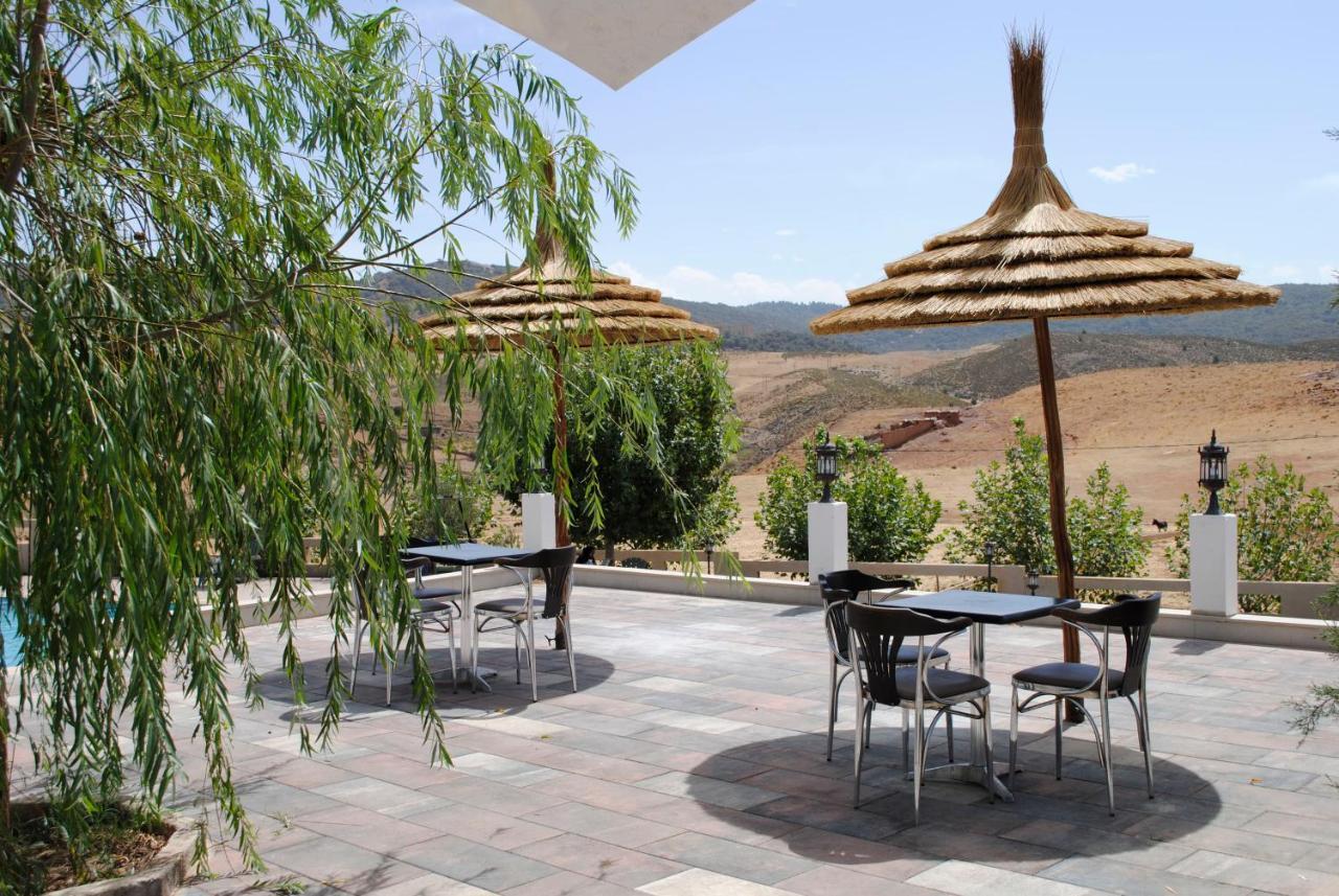 Hotel Tamanoucht Ifrane  Zewnętrze zdjęcie
