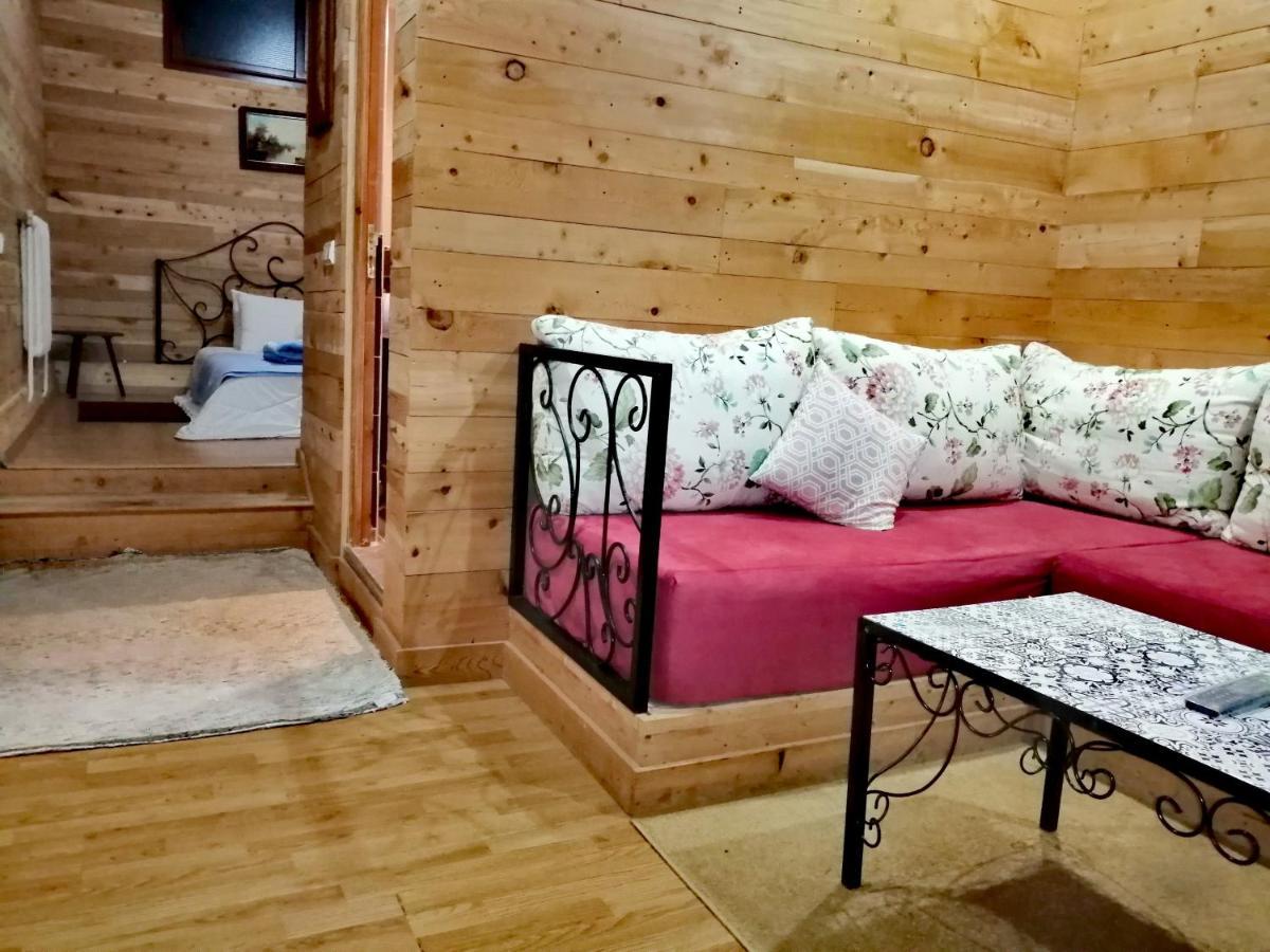 Hotel Tamanoucht Ifrane  Zewnętrze zdjęcie