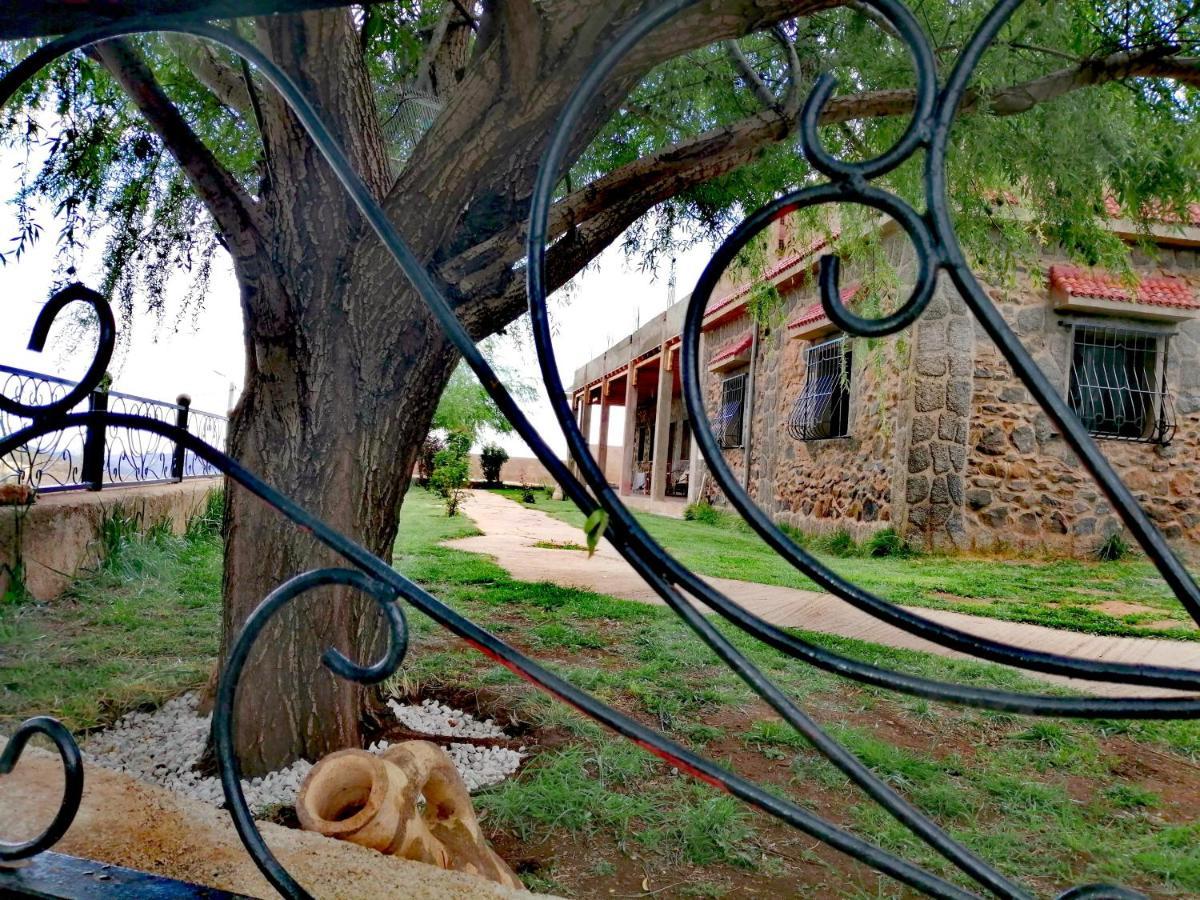 Hotel Tamanoucht Ifrane  Zewnętrze zdjęcie
